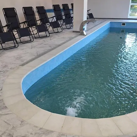Schale Centoriya Chalet Mykulychyn