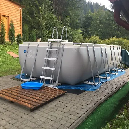 центорія *
