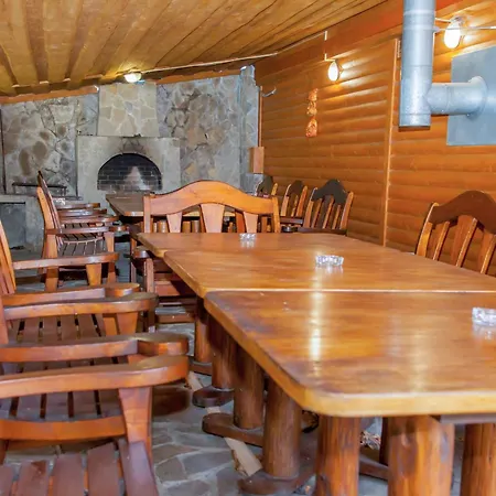 Schale Centoriya Σαλέ Mykulychyn