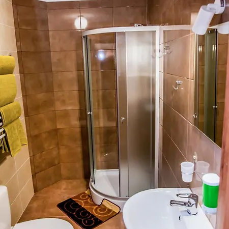 Schale Centoriya Σαλέ Mykulychyn